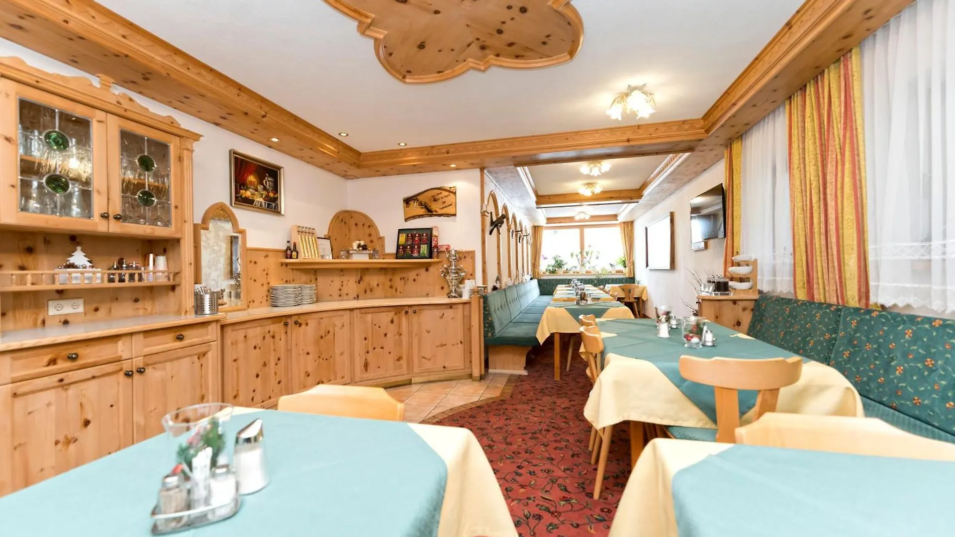 Frühstückspension Hotel Garni Siegele Ischgl