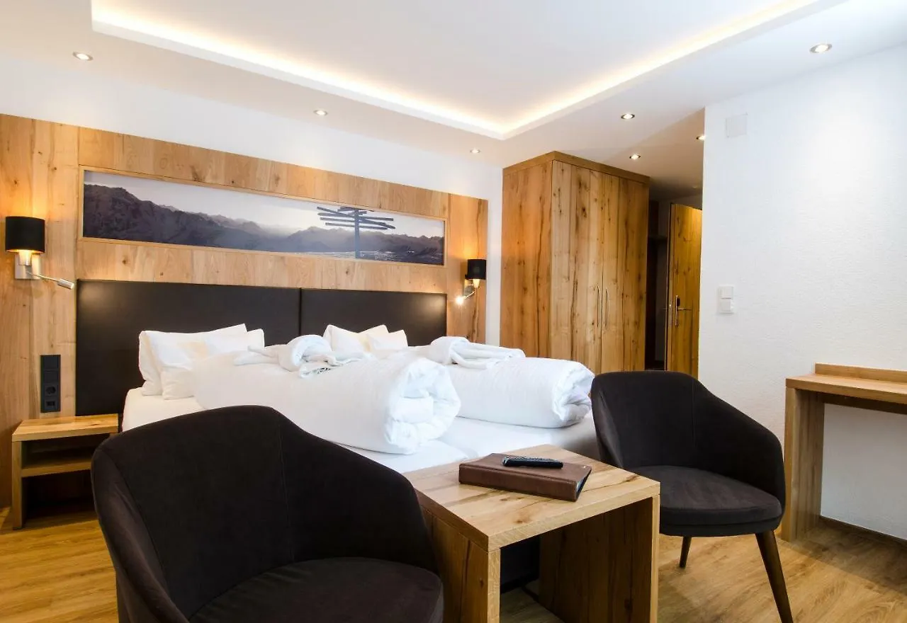 Bed & Breakfast Hotel Garni Siegele - Inklusive Silvretta-Card Premium Ischgl